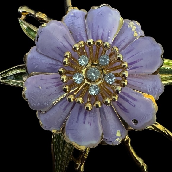 Vendome Vintage Purple Flower Brooch - Picture 2 of 4